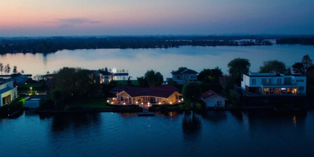 On-Location - Amsterdam Empire - Villa Bolle